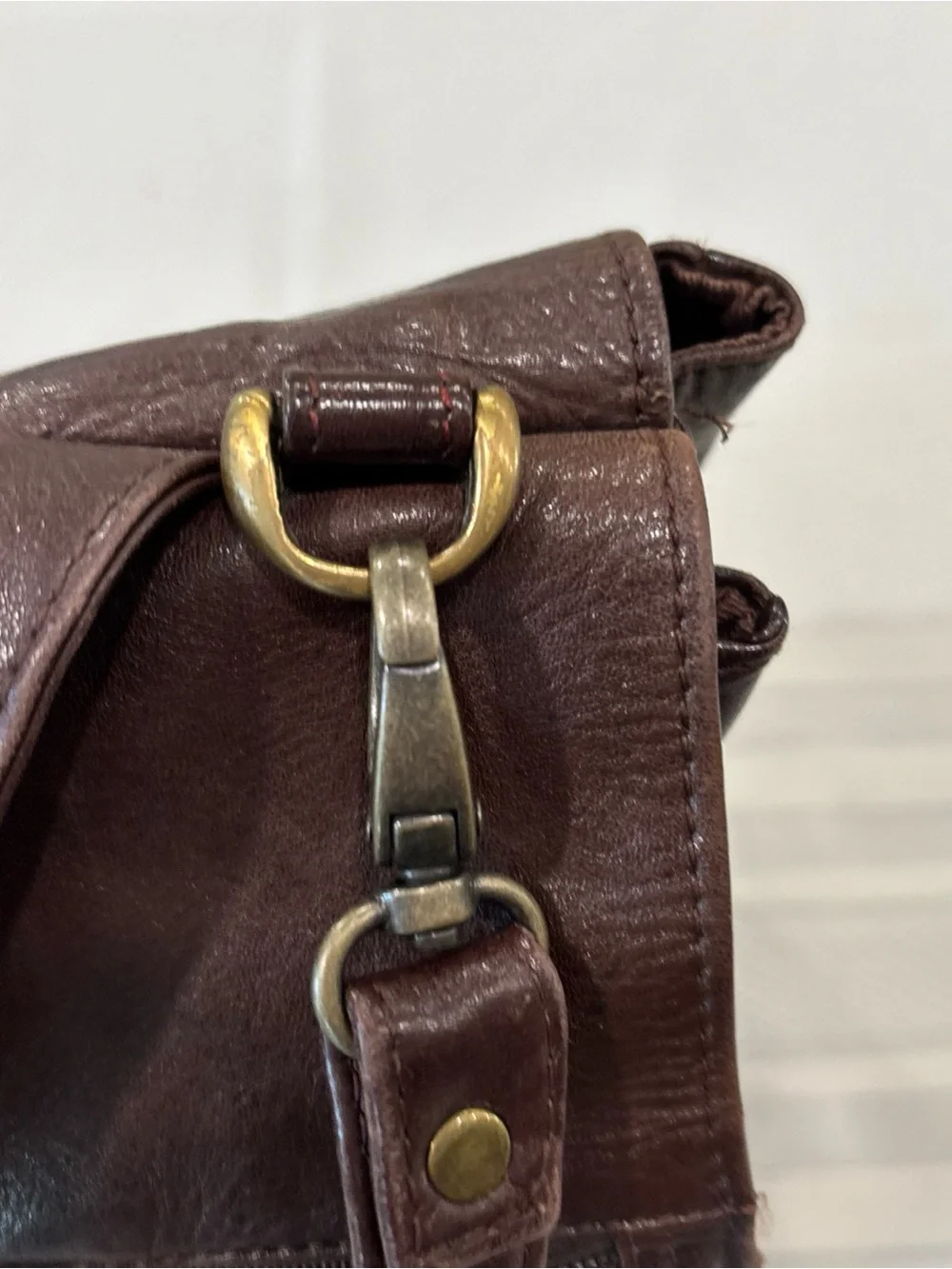 VINTAGE Wilson,s Leather Brown Satchel Briefcase unisex with Shoulder Strap.